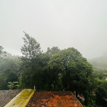 Red Stone Villas Coorg Madikeri Exterior foto
